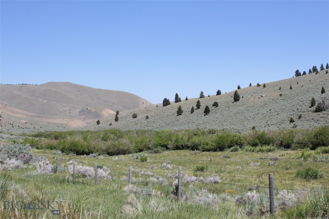 2647 Middle Fork Little Sheep Creek Property Photo 3