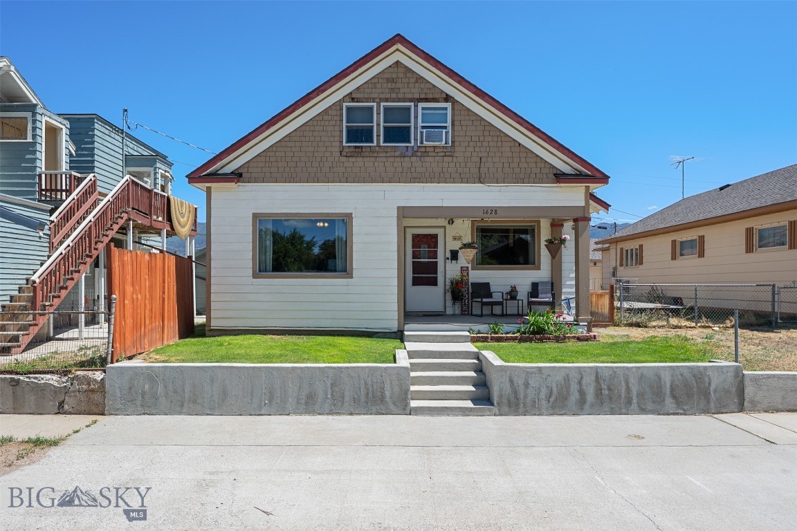 1628 Lowell Property Photo 1