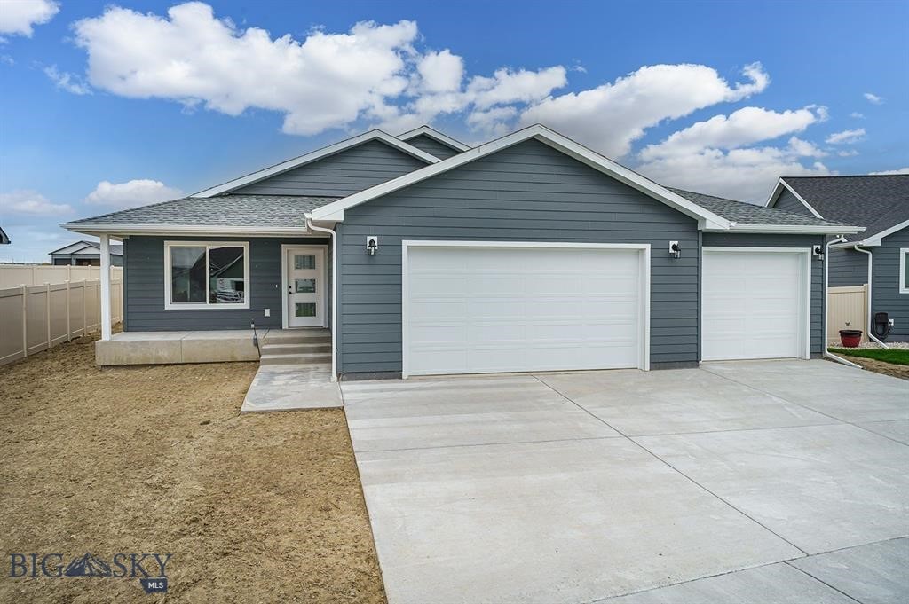 2204 Oriole Drive Property Photo 1