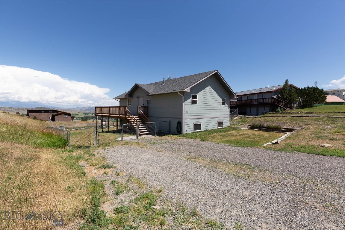 112 High Ground Property Photo 1