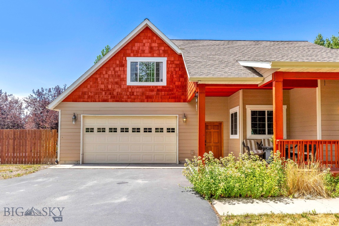 93 Landmark Drive Property Photo 4