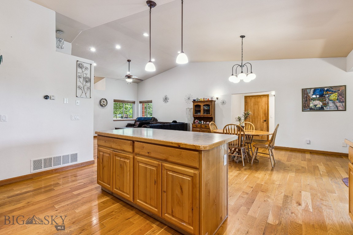 93 Landmark Drive Property Photo 24