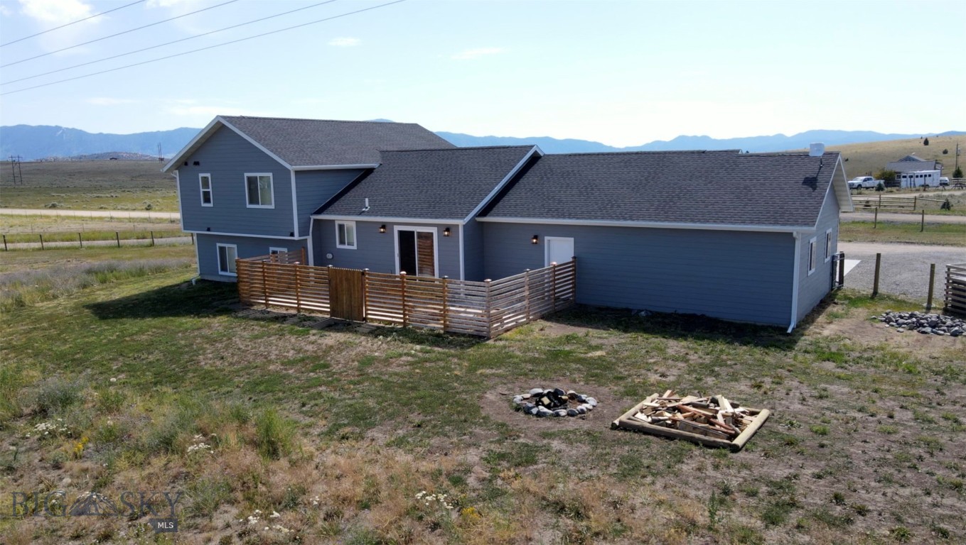 1105 Slalom Property Photo 6