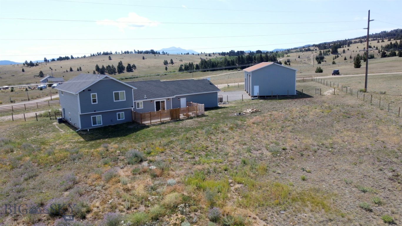 1105 Slalom Property Photo 7