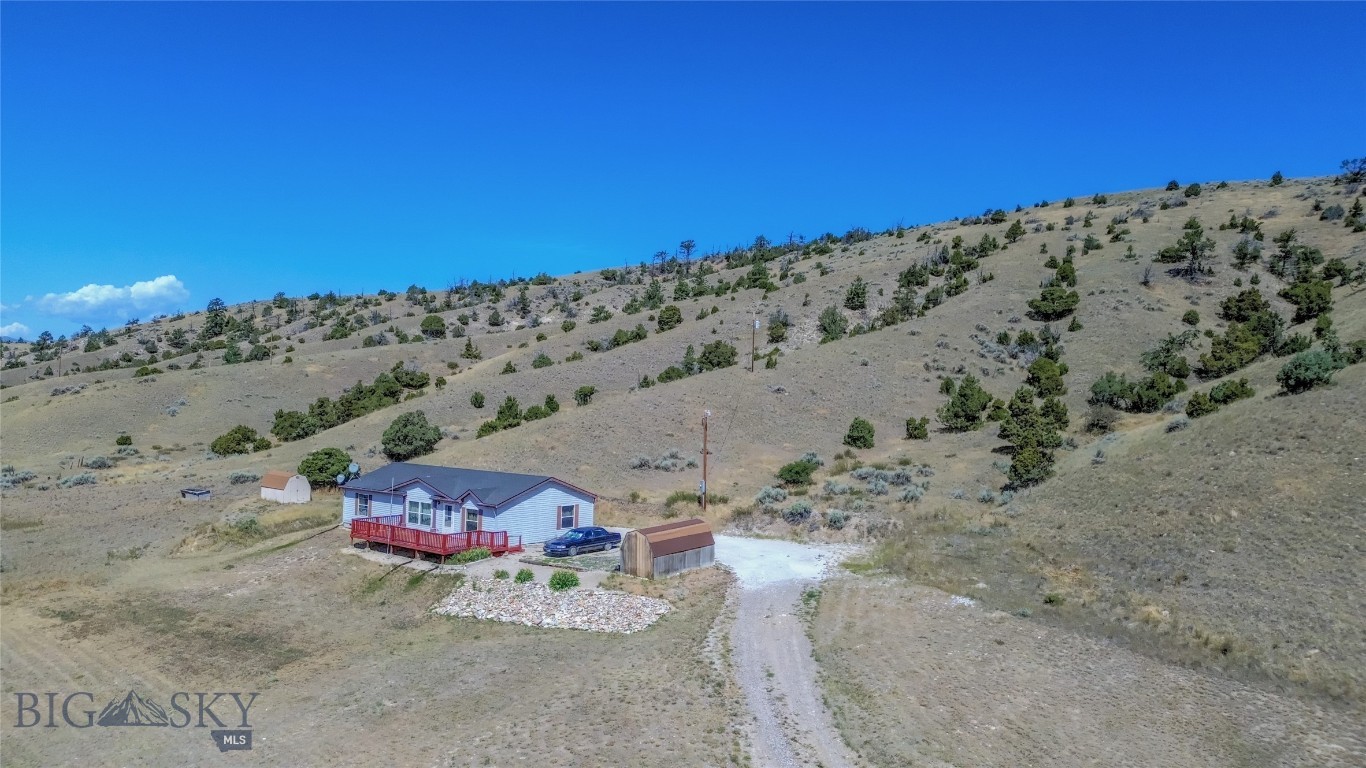 773 Us Highway 12 E Property Photo 2