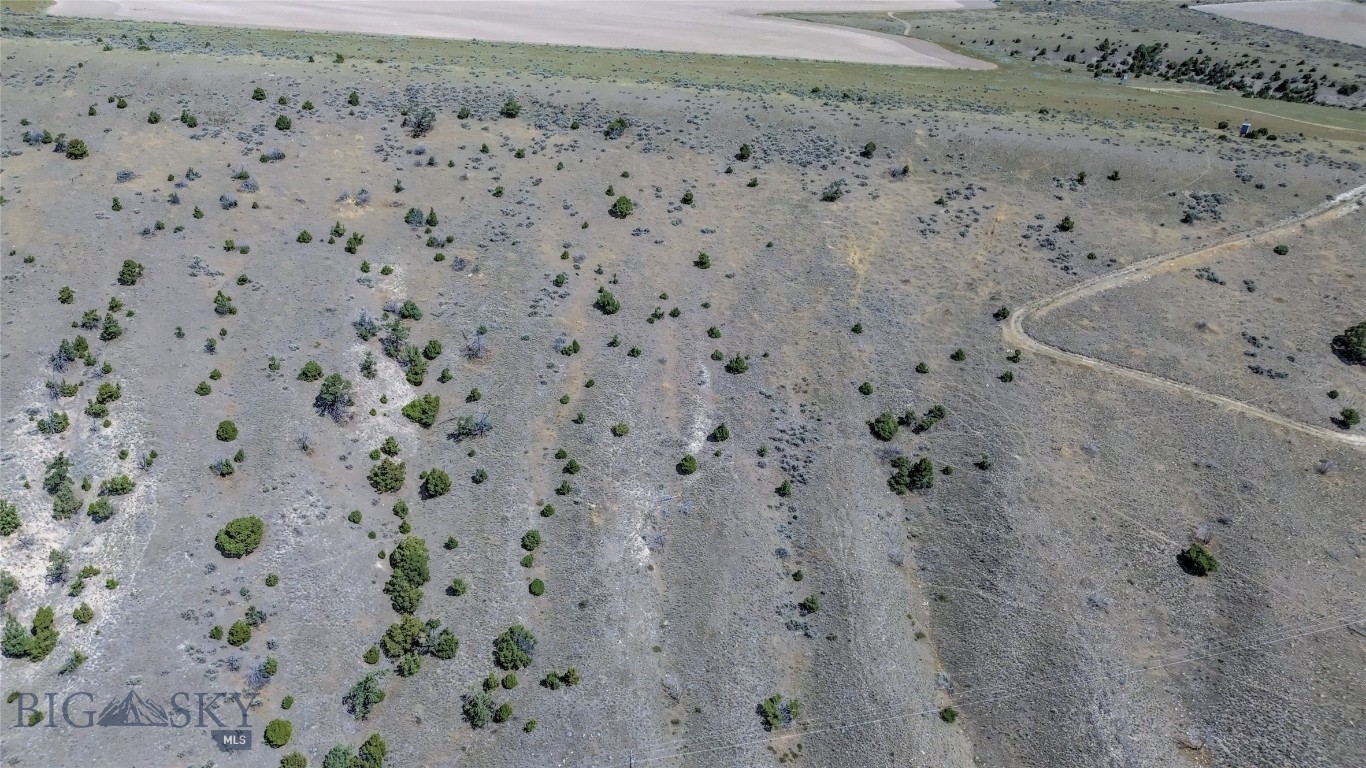 773 Us Highway 12 E Property Photo 24