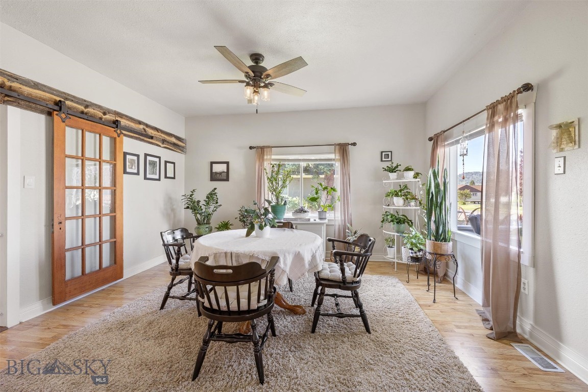 2020 Phillips Avenue Property Photo 8