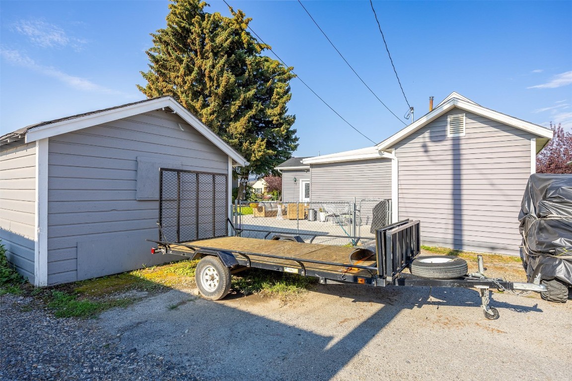 2020 Phillips Avenue Property Photo 32