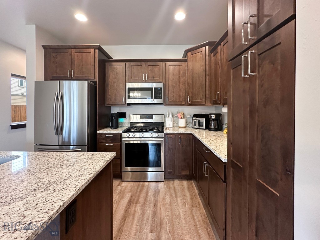 1501 Westwood B Property Photo 9