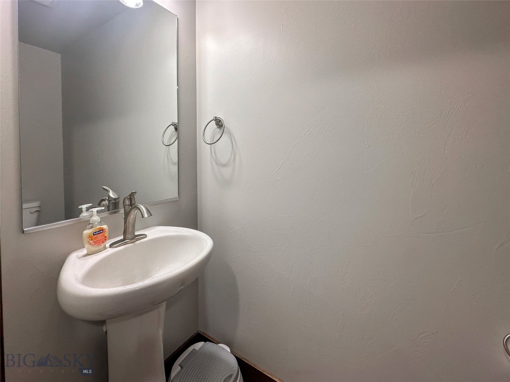 1501 Westwood B Property Photo 15