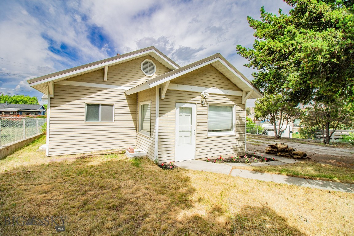 1823 Lafayette Property Photo 1