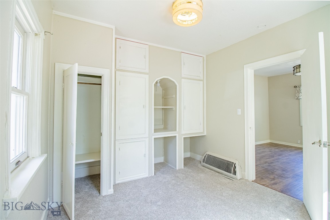 1823 Lafayette Property Photo 9