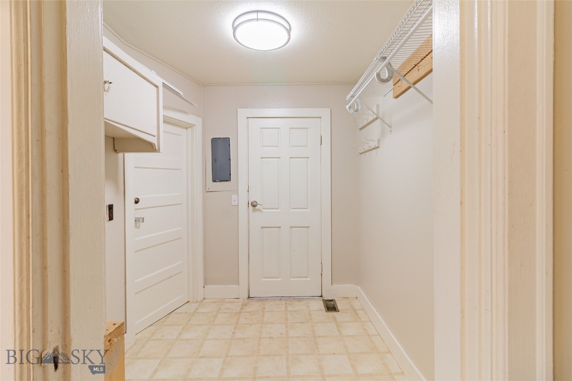 1823 Lafayette Property Photo 25