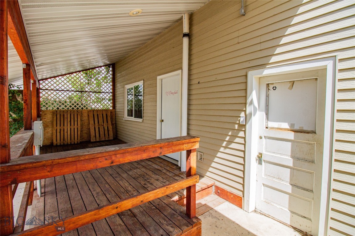 1823 Lafayette Property Photo 29