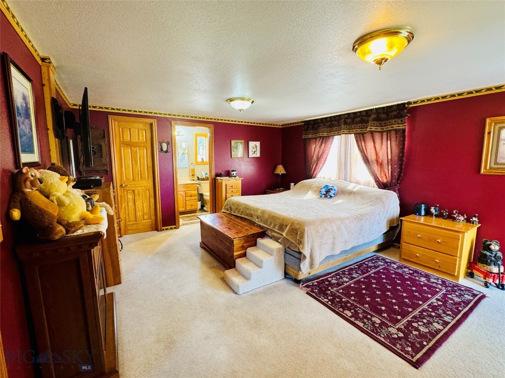 1116 27th Street Property Photo 10