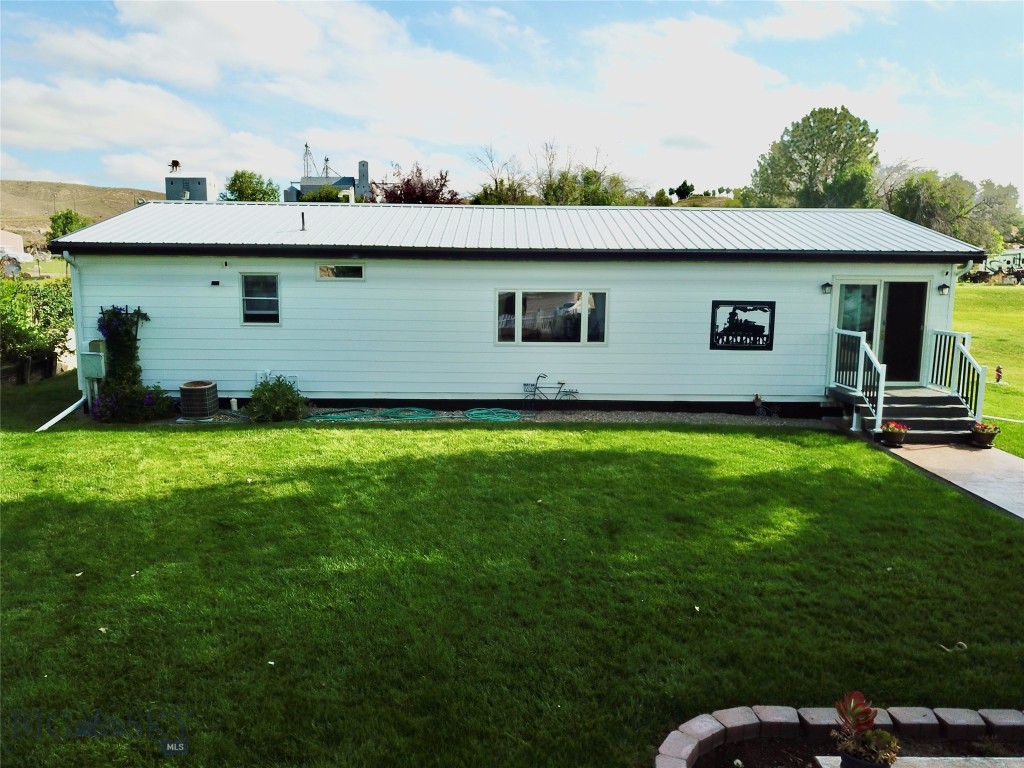 1116 27th Street Property Photo 24