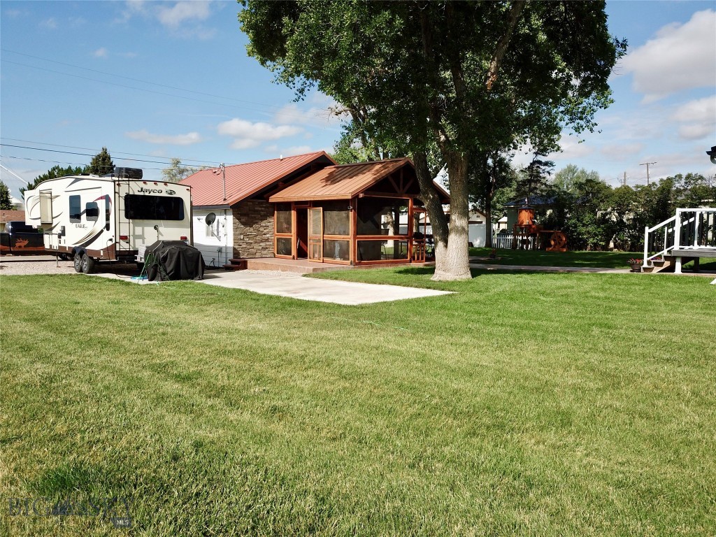 1116 27th Street Property Photo 29