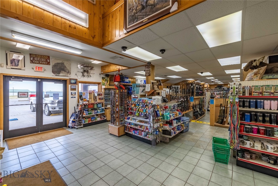 228 Big Timber Loop Rd Highway Property Photo 10