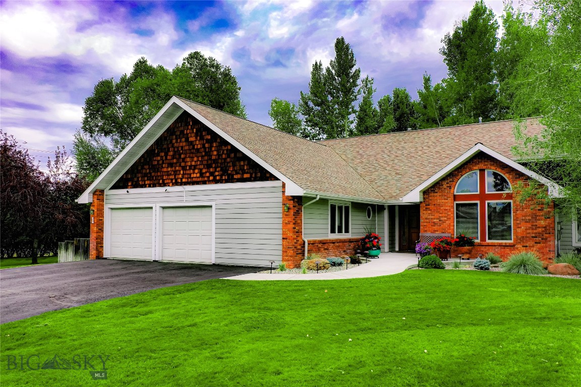 1 Riverside Drive Property Photo 2