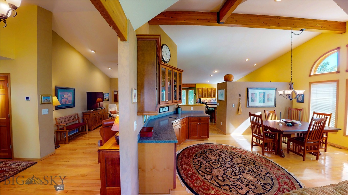 1 Riverside Drive Property Photo 7