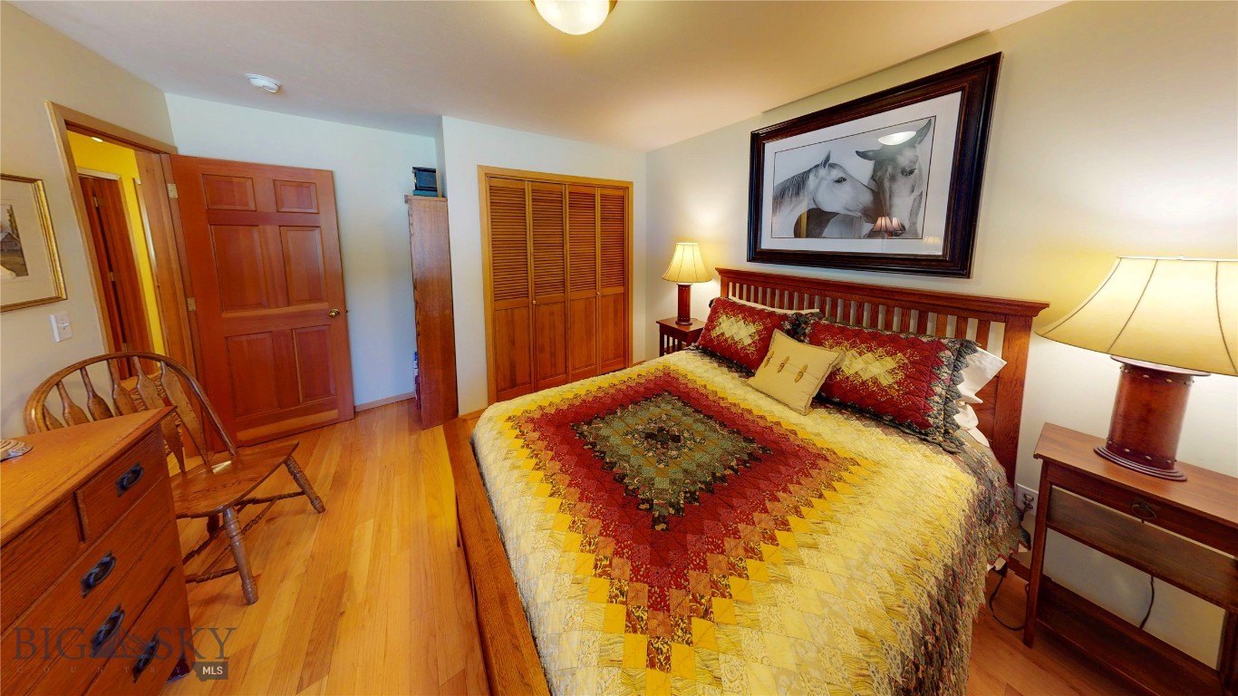 1 Riverside Drive Property Photo 40