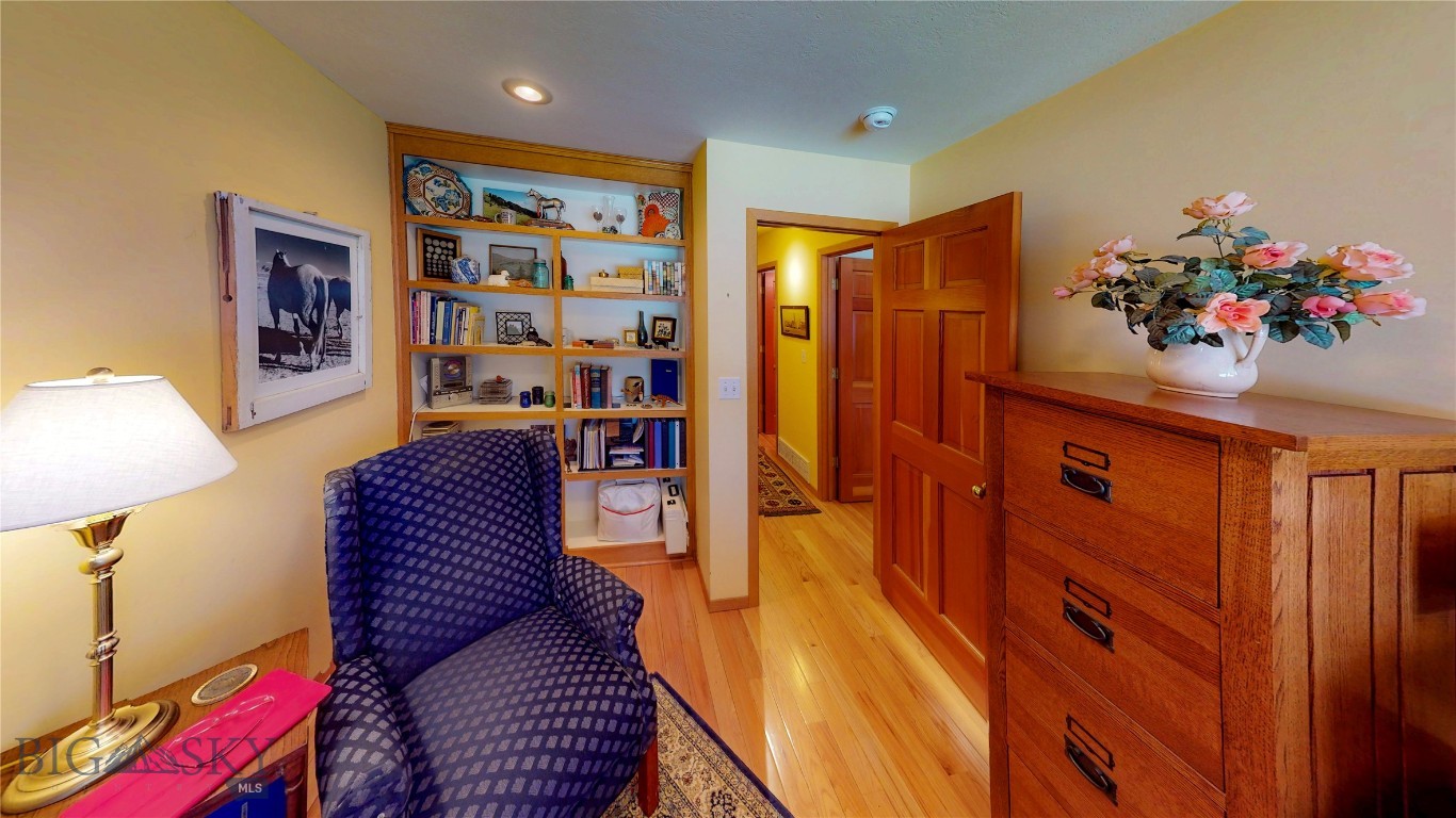 1 Riverside Drive Property Photo 47