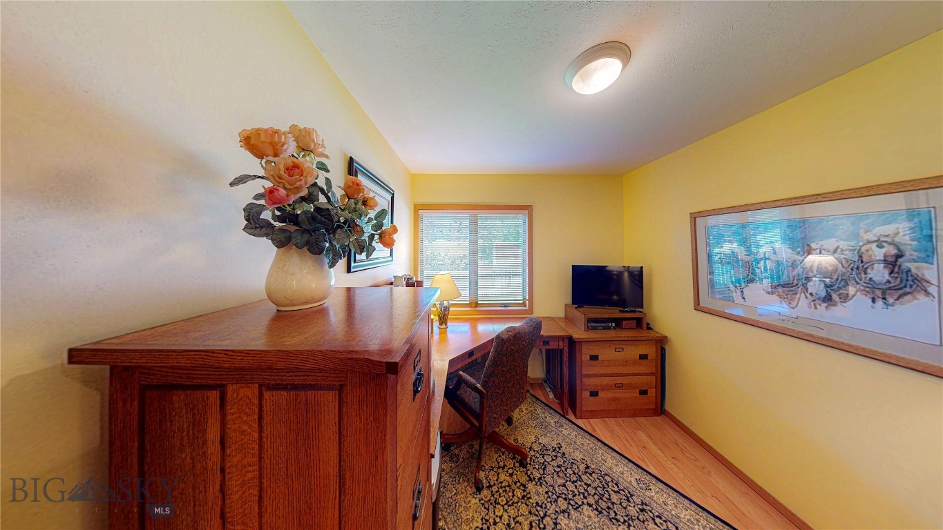 1 Riverside Drive Property Photo 48