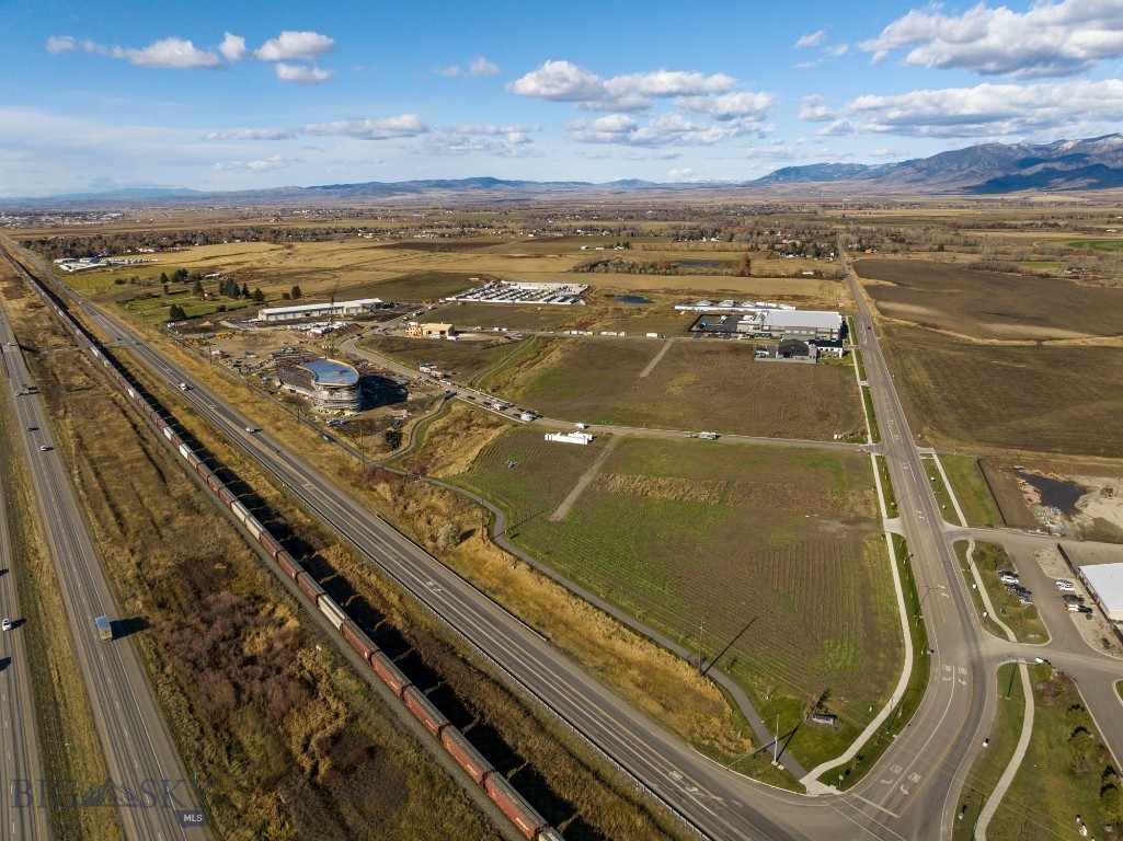 3355 Royal Wolf Way Lot 12