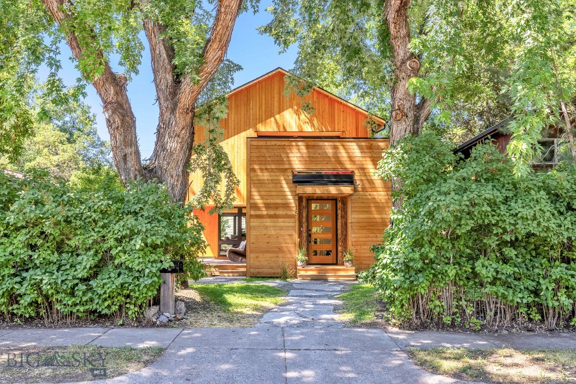 715 N Montana