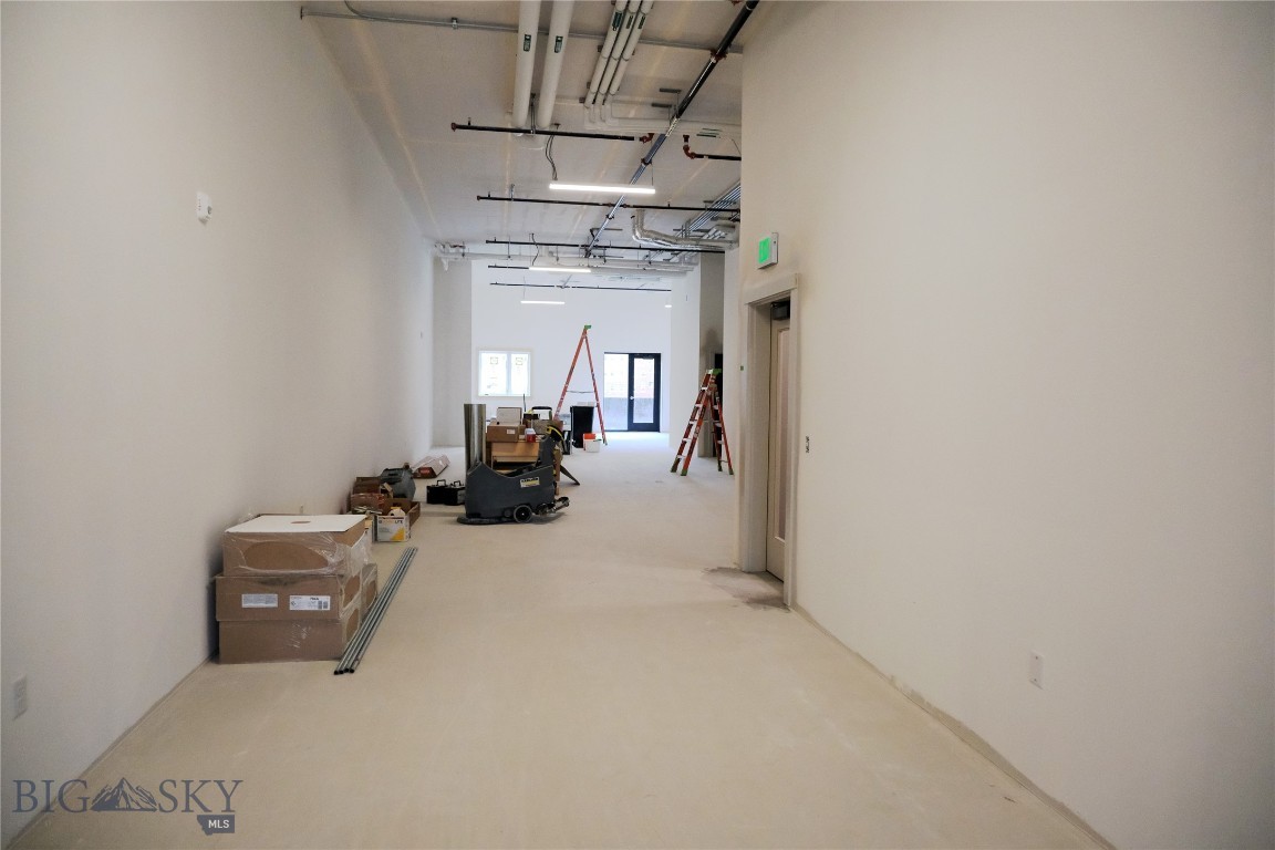 122 E Main Street 2a Property Photo 3
