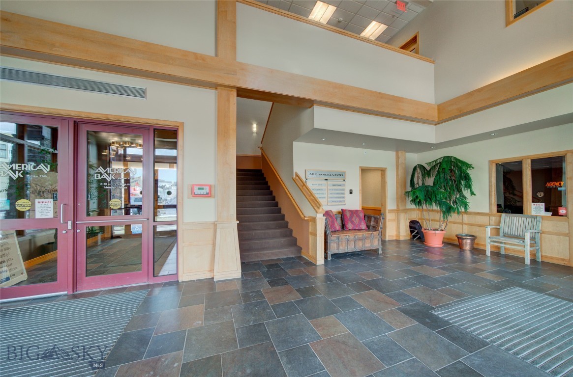 78 Meadow Village E Property Photo 2