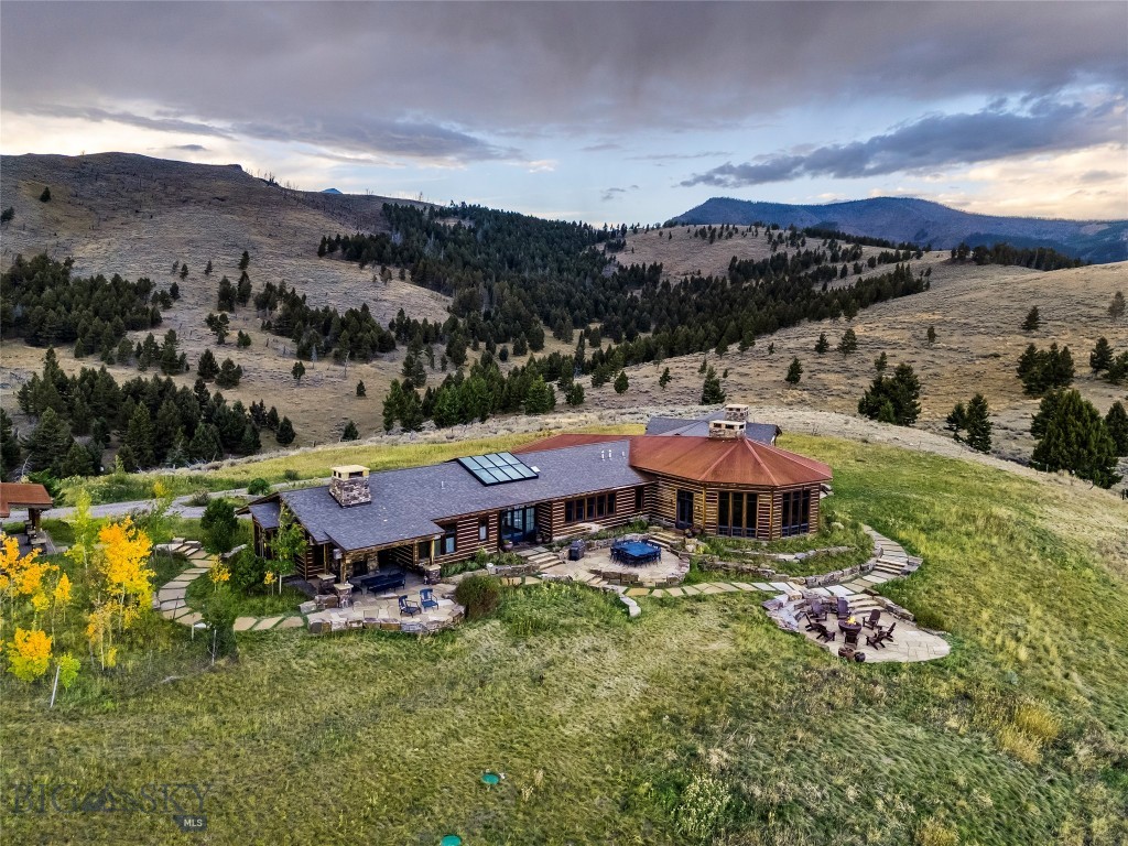190 Sagittarius Skyway Property Photo 8