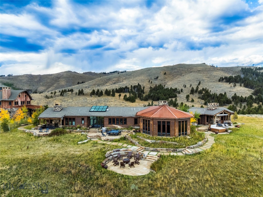 190 Sagittarius Skyway Property Photo 18