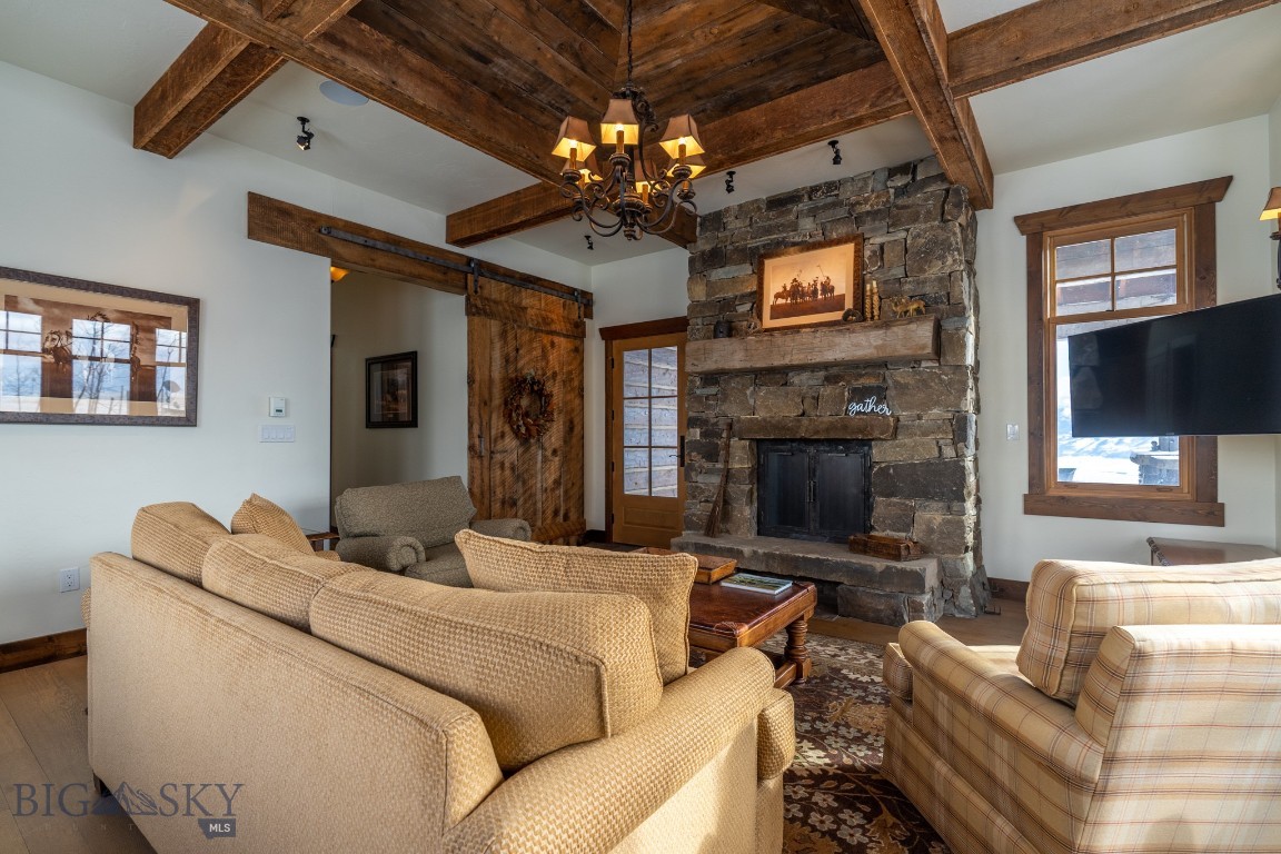 190 Sagittarius Skyway Property Photo 85