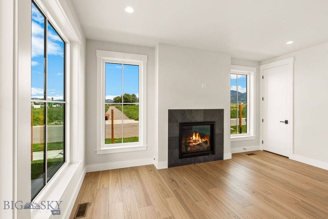 1523 Scotch Pine Lane Property Photo 8