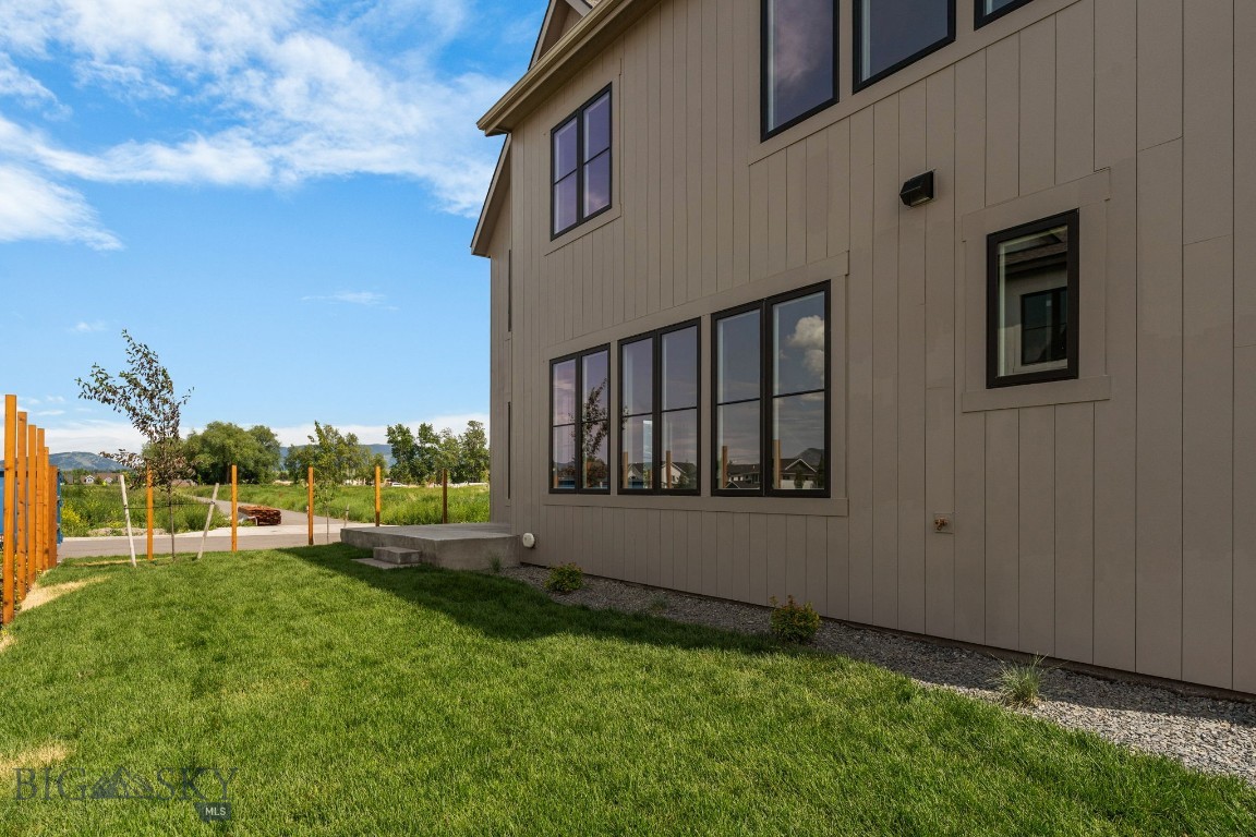 1523 Scotch Pine Lane Property Photo 49