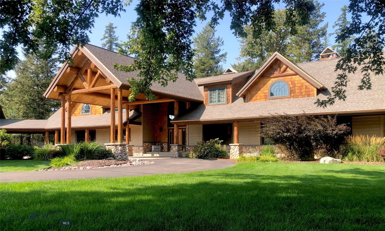 360 Tetrault Road Property Photo 2