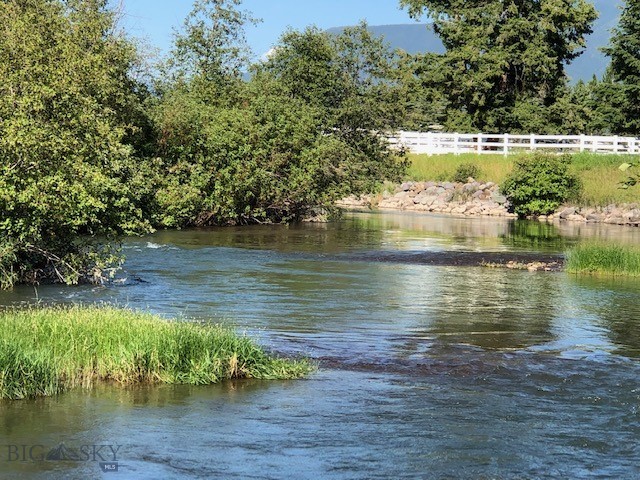 360 Tetrault Road Property Photo 4