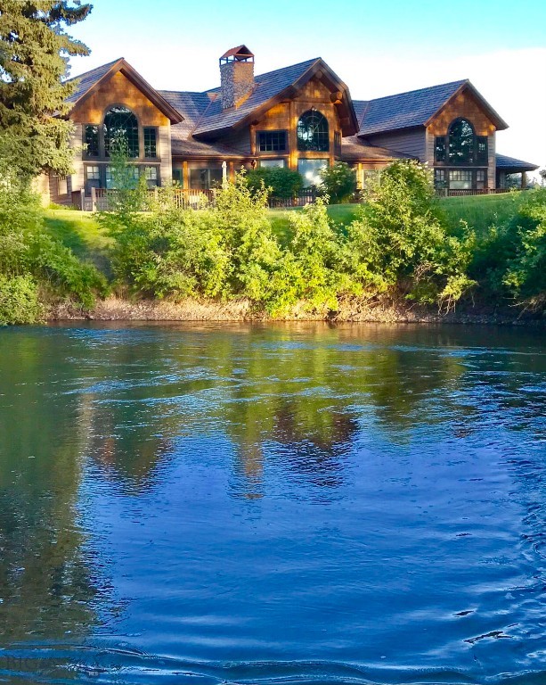 360 Tetrault Road Property Photo 8