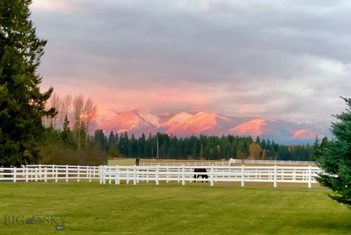 360 Tetrault Road Property Photo 17