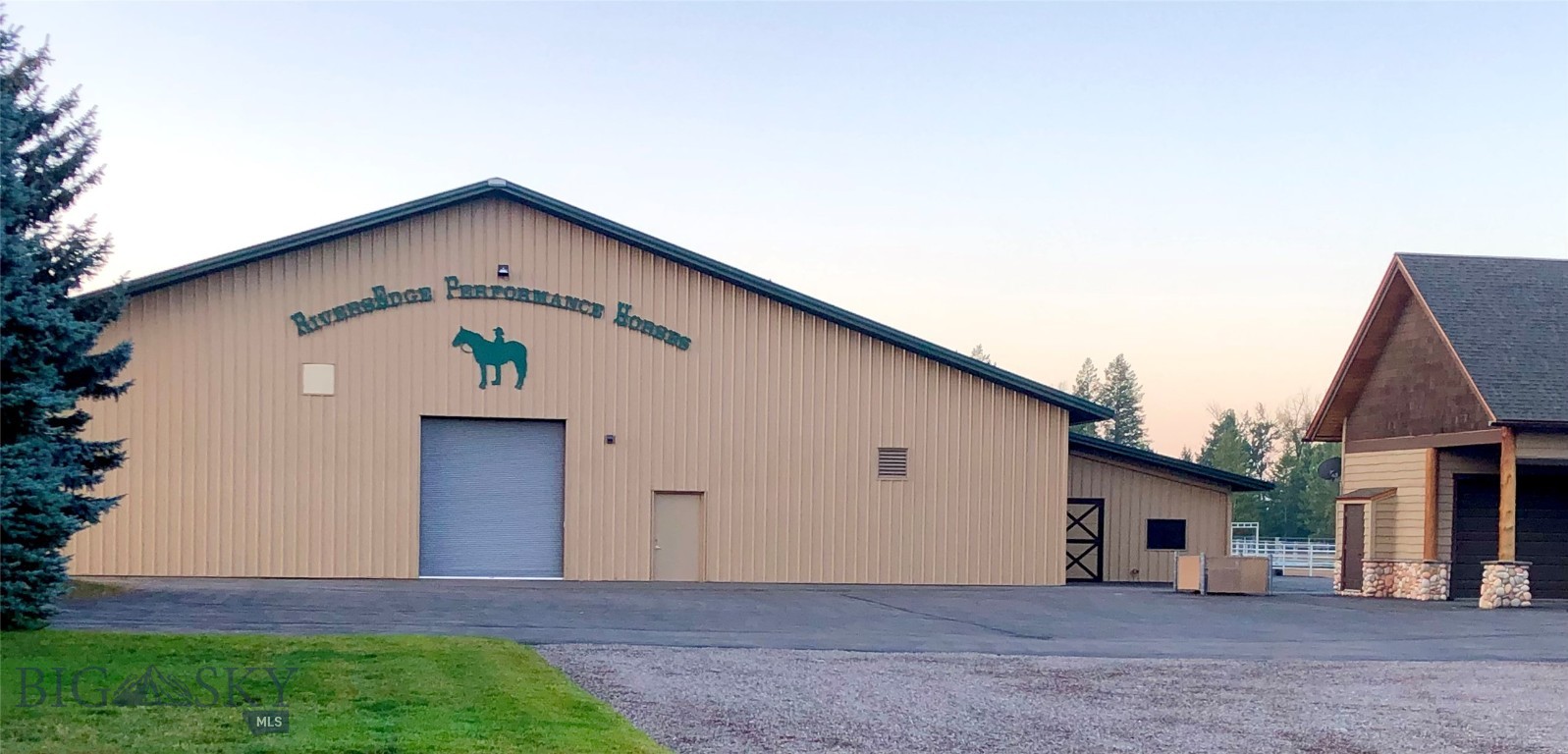 360 Tetrault Road Property Photo 19