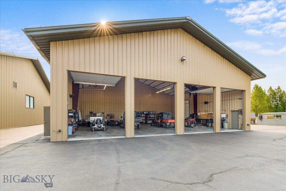 360 Tetrault Road Property Photo 21