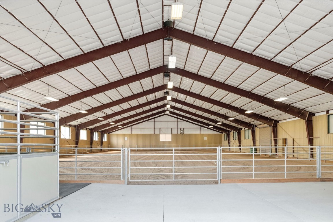 360 Tetrault Road Property Photo 44