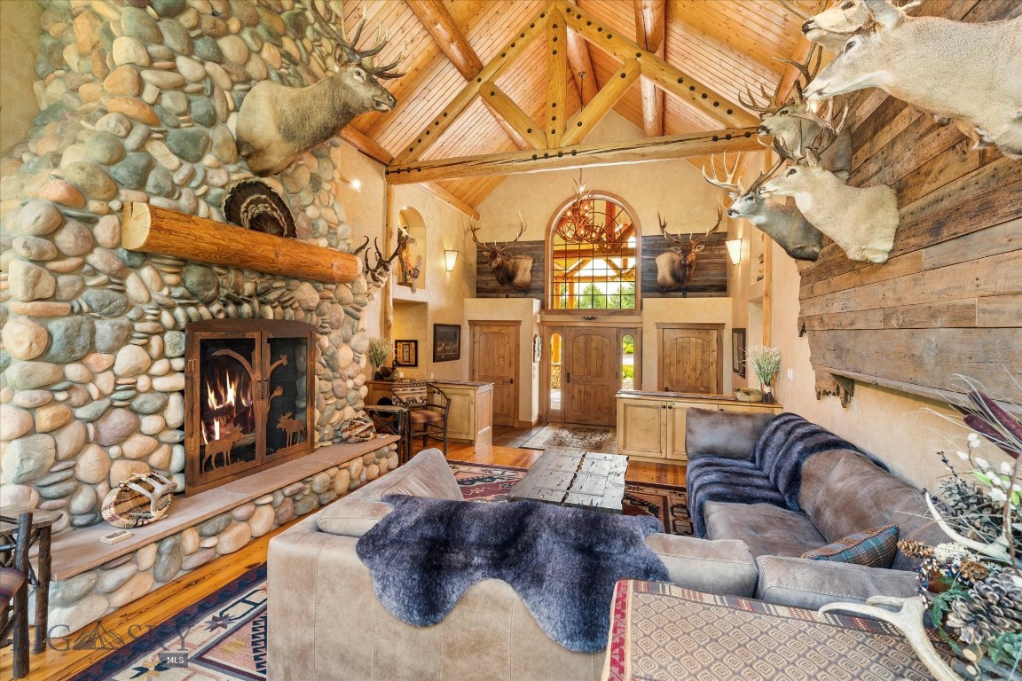 360 Tetrault Road Property Photo 65