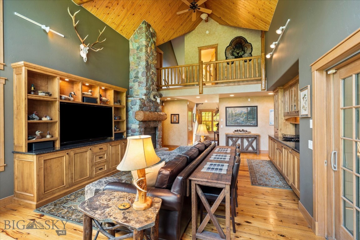 360 Tetrault Road Property Photo 69