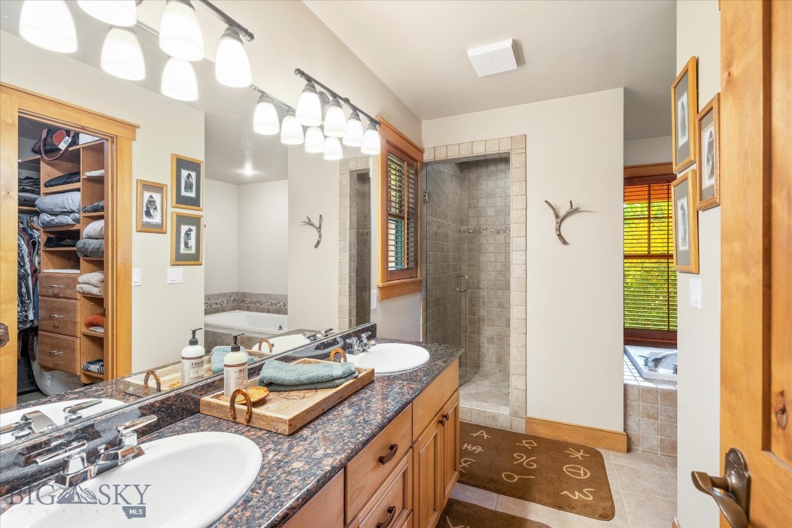 360 Tetrault Road Property Photo 70