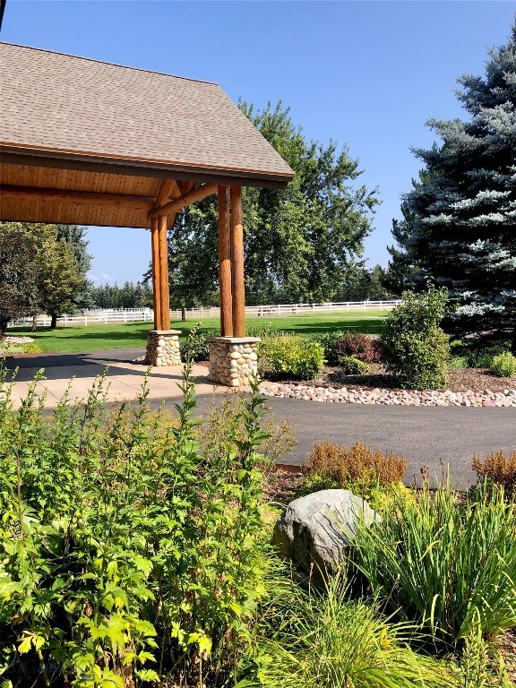 360 Tetrault Road Property Photo 96