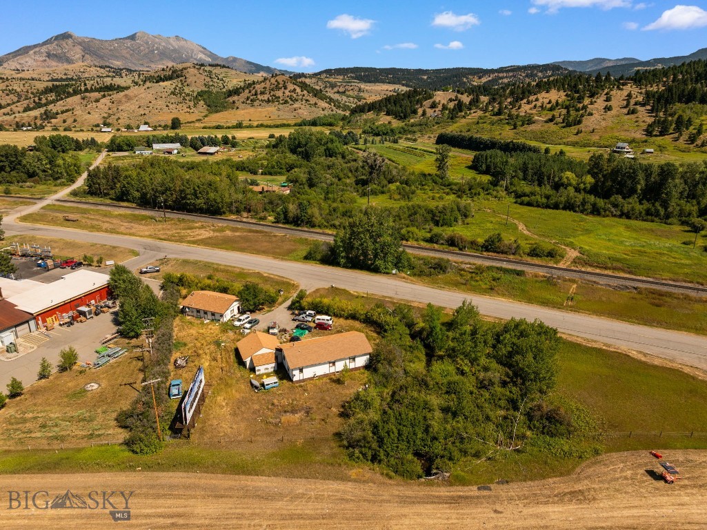 34374 Frontage Road Property Photo 1