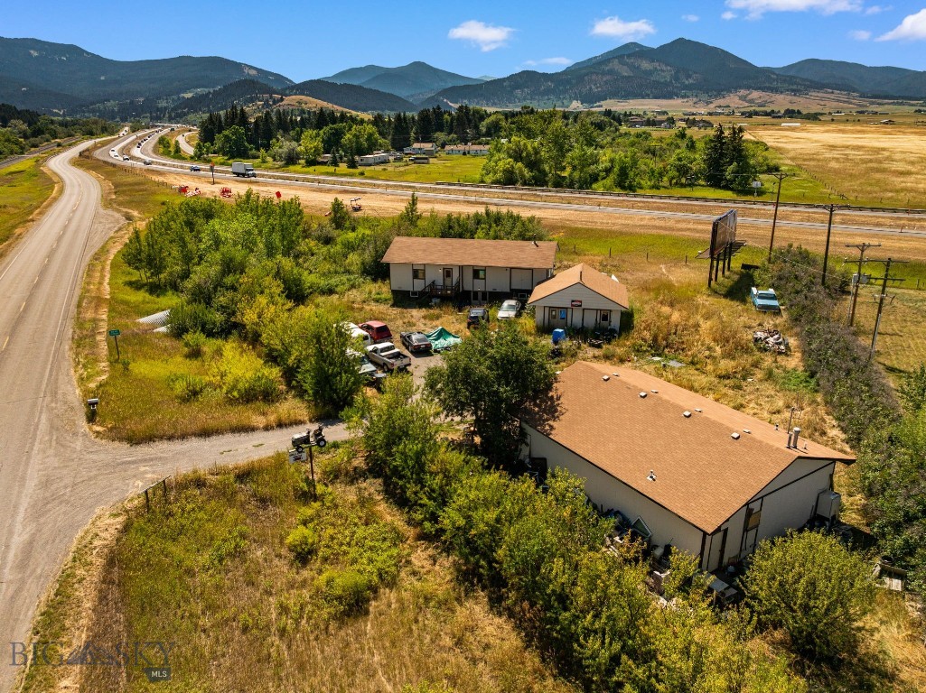 34374 Frontage Road Property Photo 4