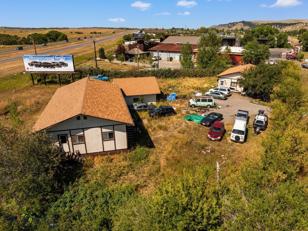 34374 Frontage Road Property Photo 6